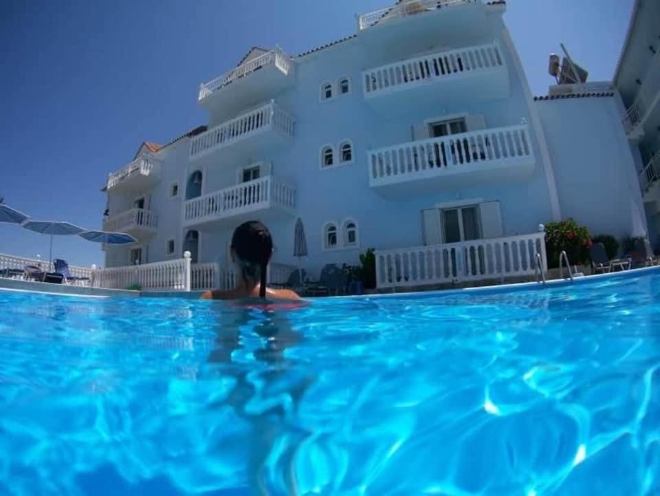 Clear Horizon Aparthotel Amoudi Exterior photo