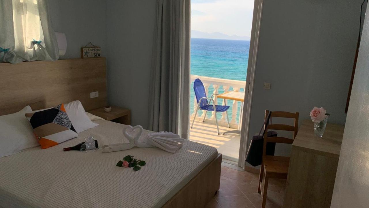 Clear Horizon Aparthotel Amoudi Exterior photo